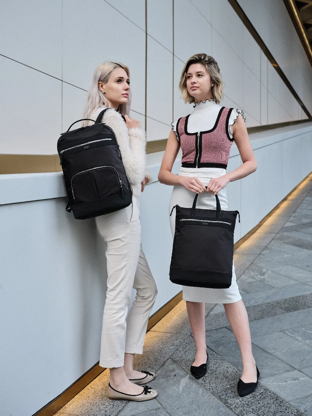 15'' Newport Convertible Backpack (Black)