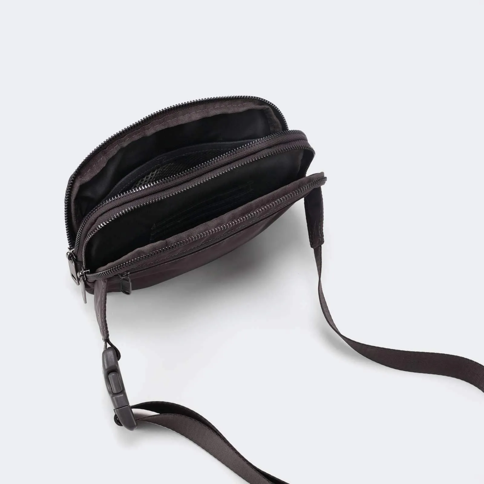 5 Zipper Pockets Purse Fanny Packs with Card Slots 2L