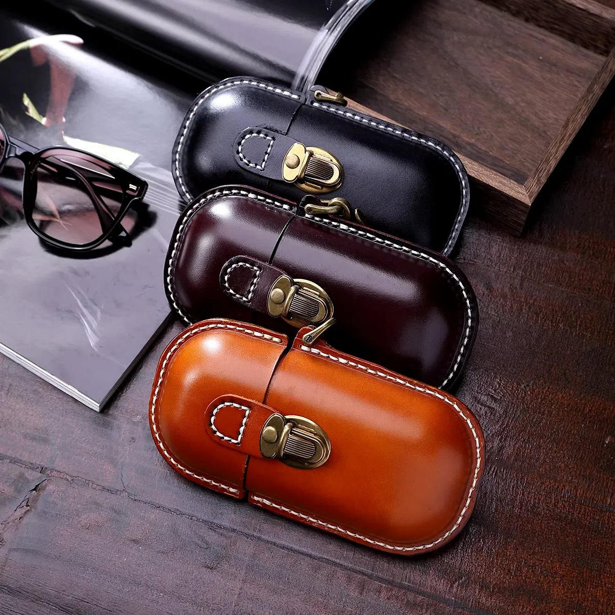 Black Cowhide Leather Eyewear Organizer with Hook - Stylish