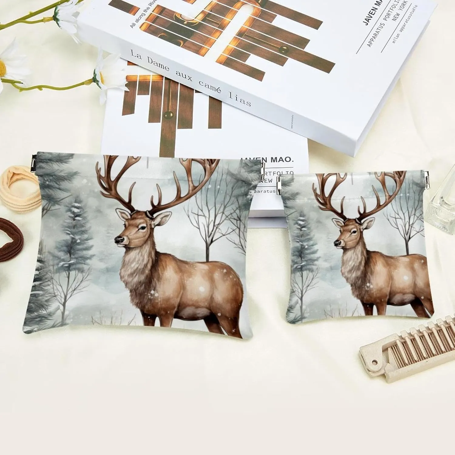 Cute Christmas Elk-1864 Pocket Cosmetic Bag, Waterproof Squeeze Makeup Bag No Zipper Self-Closing, Portable Mini Travel Storage for Headphones Jewelry