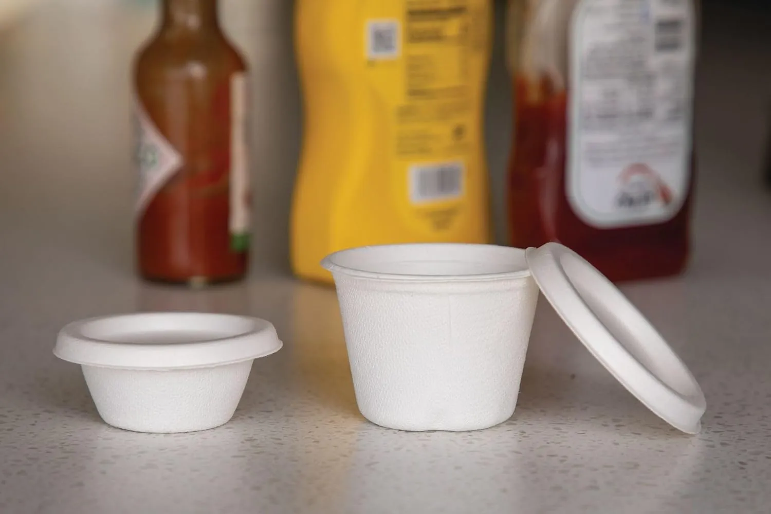 ECO PRODUCTS Compostable 4oz Molded Fiber Portion/Sample Cups, Case of 1800, Vanguard, Disposable Round Food Bowl, White, No PFAS, Lid Available, Tree-free Sugarcane, ASTM Compliant, BPI-Certified