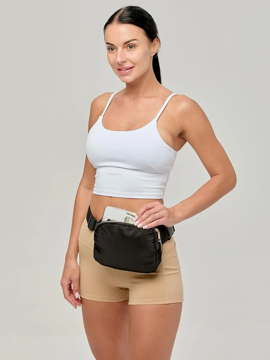 Everywhere Belt Bag for Women Men Lightweight Small Fanny Packs Crossbody Bags Mini Waist Pack with Adjustable Strap for Travel, Workout, Run, Outdoor Cycling, Shopping (Black)