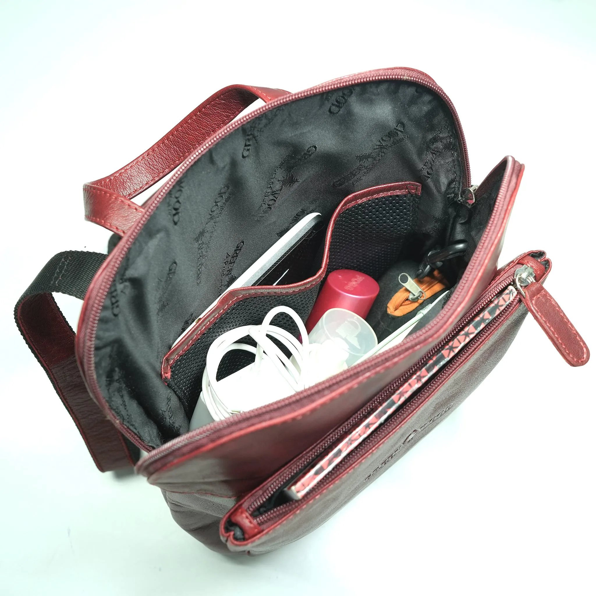 GW9330108 ~ Small Backpack / Shoulder Bag