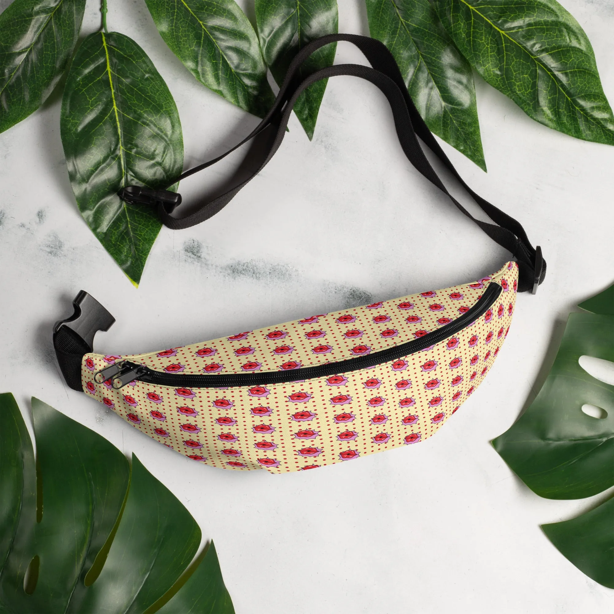 Kisses Fanny Pack