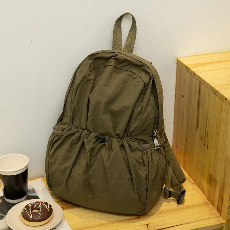 Large Capacity Nylon Lightweight Leisure Commute Backpacks