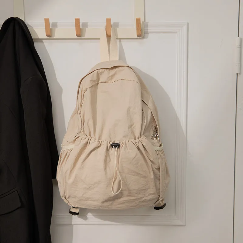 Large Capacity Nylon Lightweight Leisure Commute Backpacks