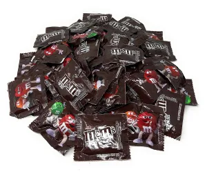 M&M's Original Chocolate Fun Size Packs American Candy In A Variety Of Fun Colors Bulk Party Mix 1.5 Lbs. (24 Oz)