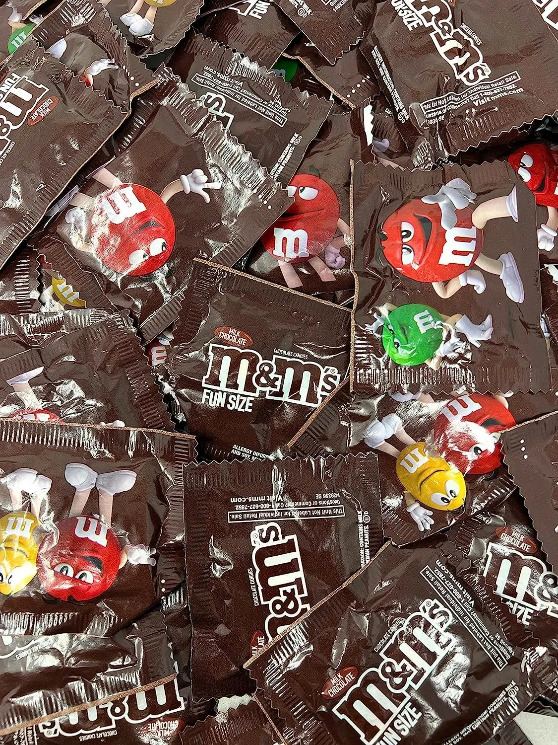 M&M's Original Chocolate Fun Size Packs American Candy In A Variety Of Fun Colors Bulk Party Mix 1.5 Lbs. (24 Oz)