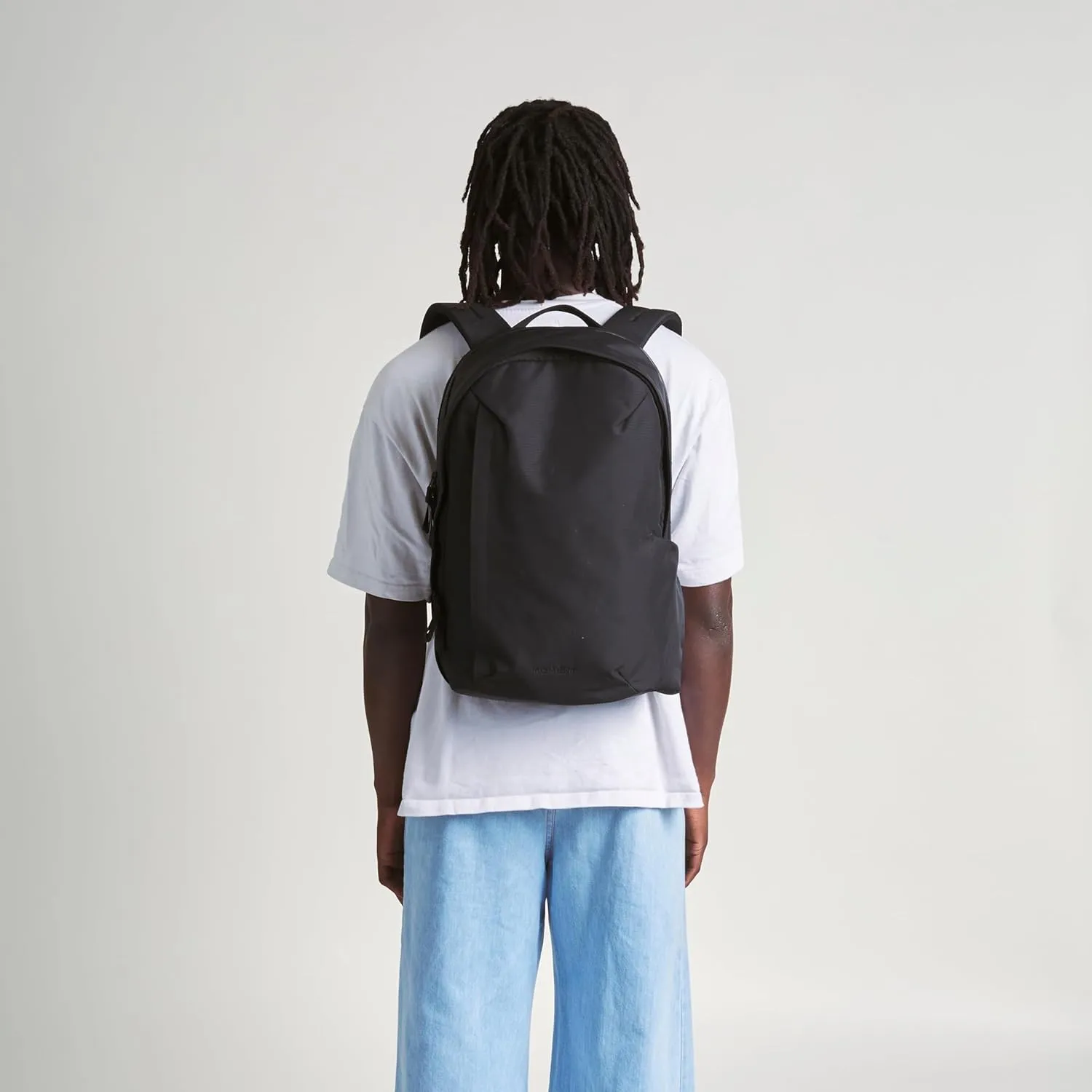 Moment Everything Backpack – 17L or 21L Weatherproof Everyday Camera & Laptop Bag [Gen 2, Black, 21L]