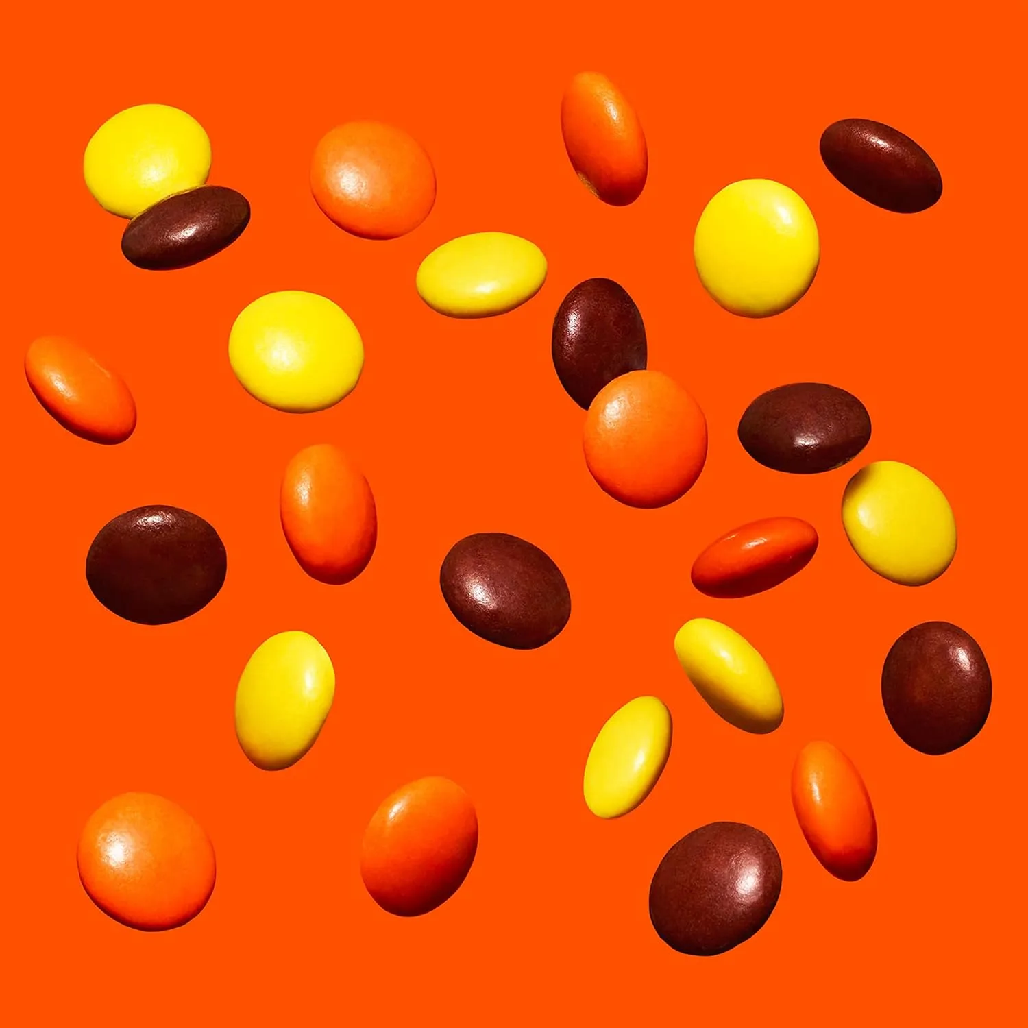 REESE'S PIECES Peanut Butter in a Crunchy Shell, Candy Bulk Bag, 48 oz