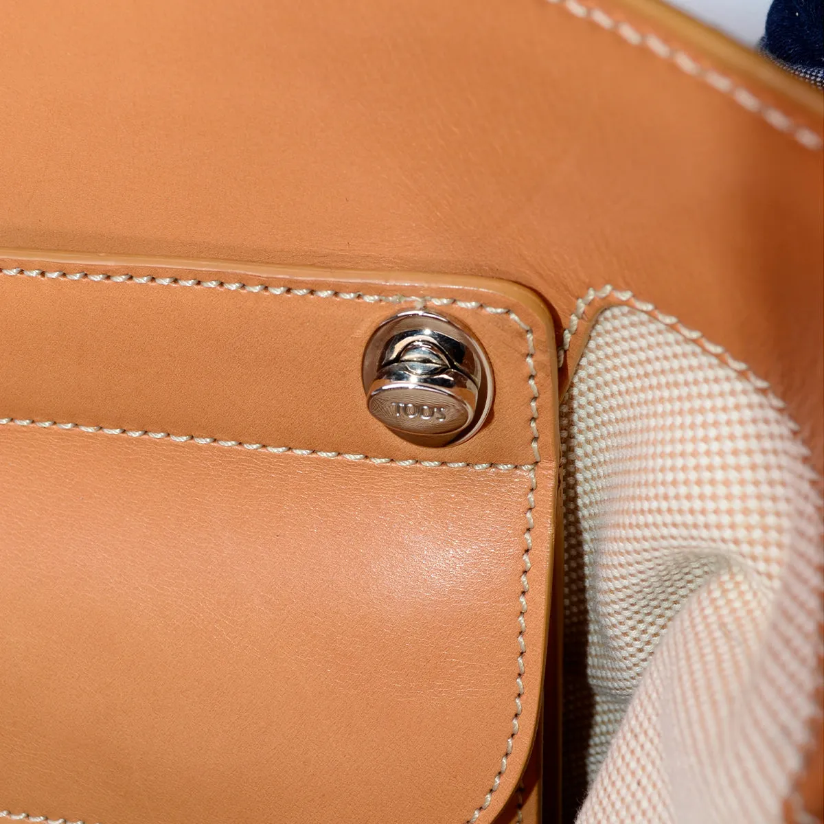 Tod's Large Tan Suede Tote Shopper w/ Built-in Crossbody Leather Bag