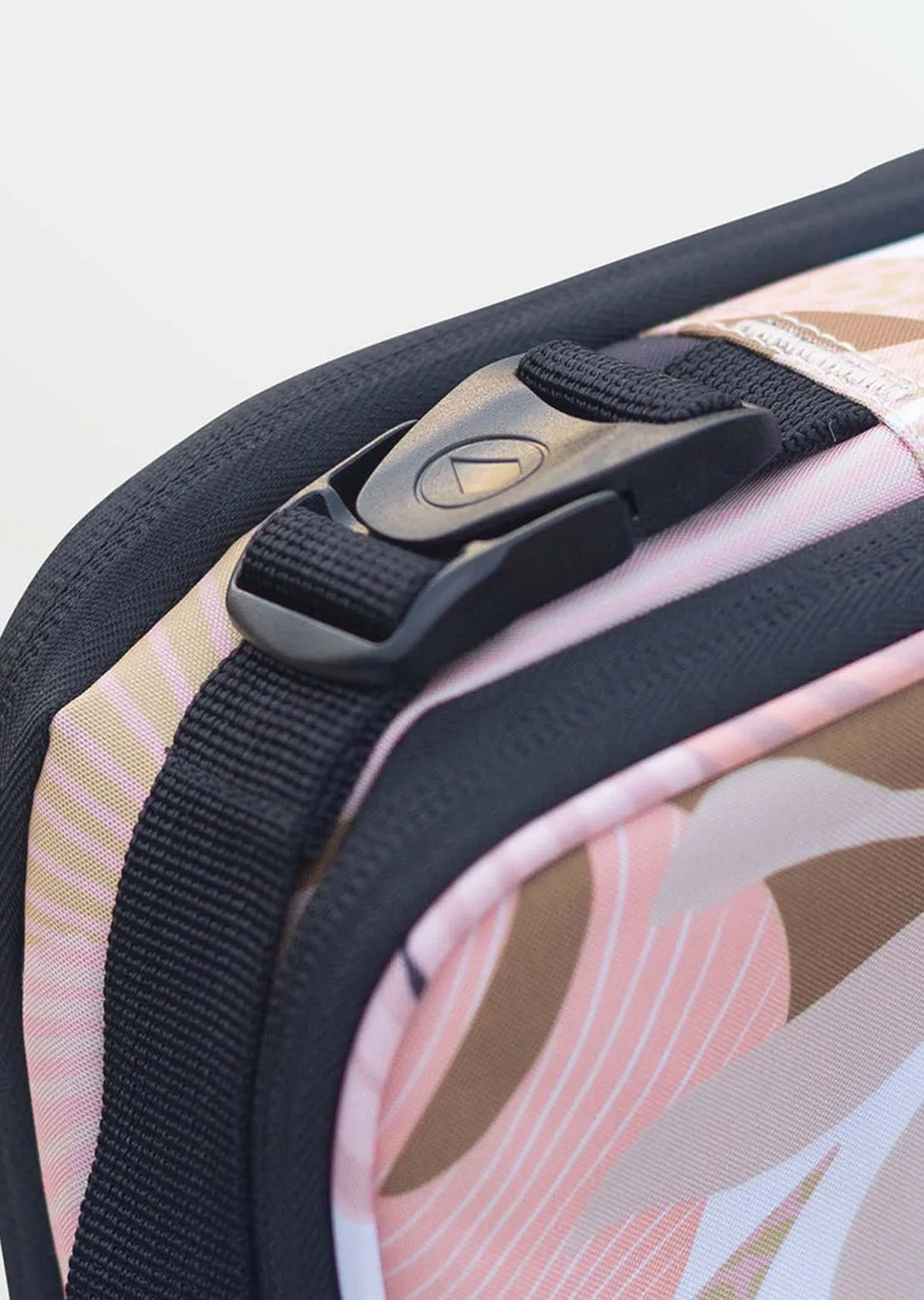 Volcom Women's Lil Bite Lunch Kit
