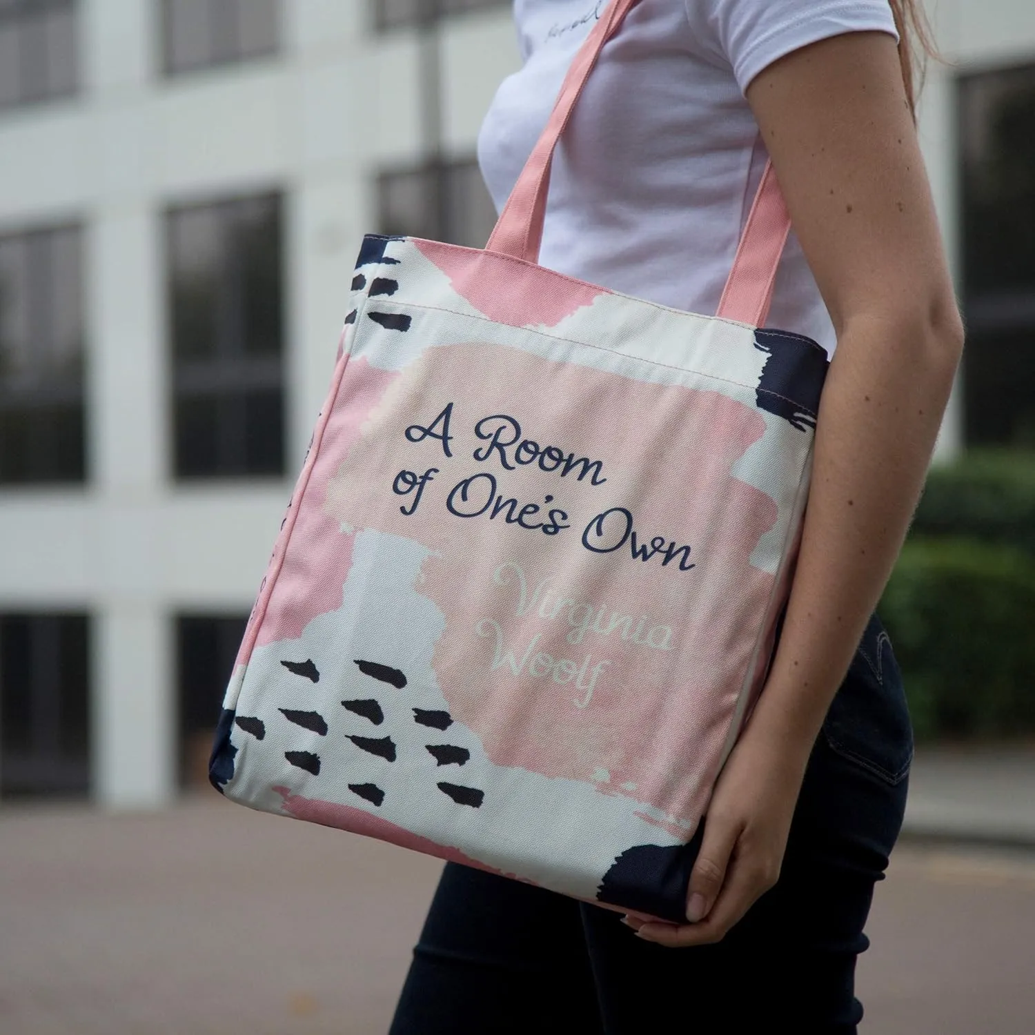 Well Read Book Themed Tote Bag for Book Lovers - Ideal Literary Gifts for Readers & Bookworms - Versatile Shoulder Bag