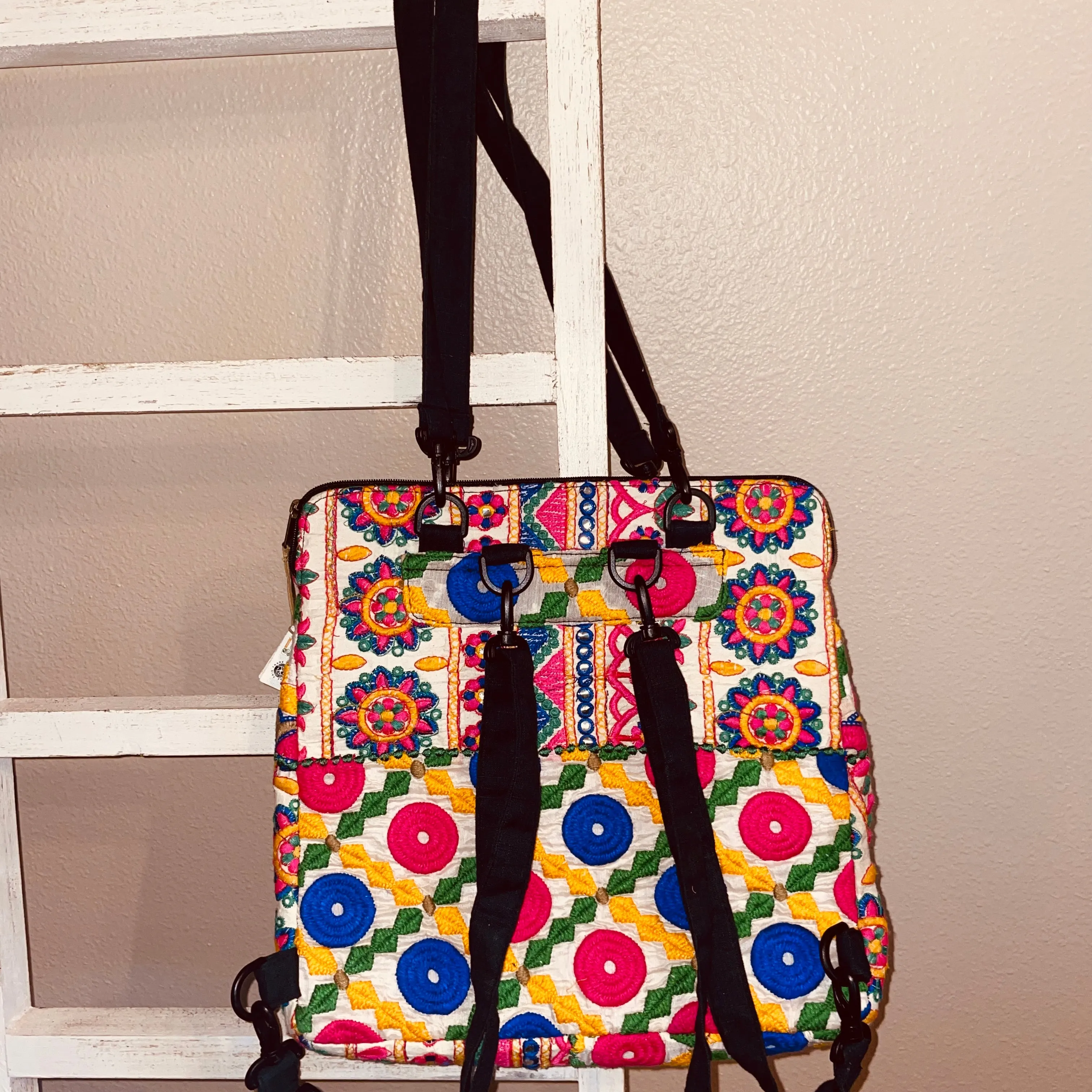 WorldFinds Convertible Backpack Tote 2340