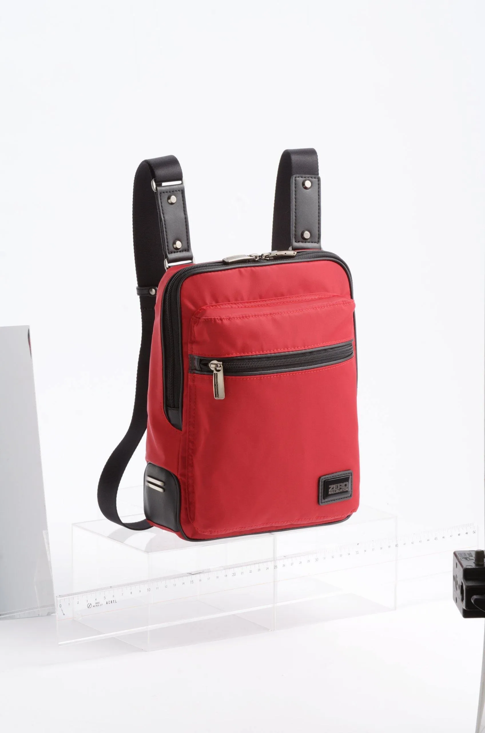 ZERO Halliburton ZAG Zip Organizer